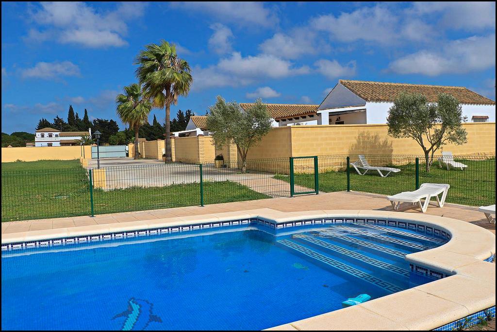 Bungalow En Complejo II Conil De La Frontera Buitenkant foto